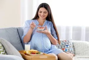 أغذية تعزز مناعتك أثناء الحمل