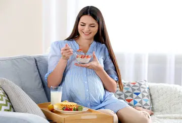 أغذية تعزز مناعتك أثناء الحمل