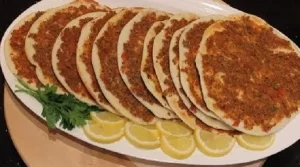 طريقة عمل لحم بعجين أرمني