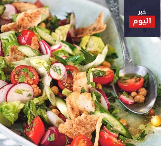 FATTOUSH WITH CRISP SPICED CHICKPEAS preview 0157437