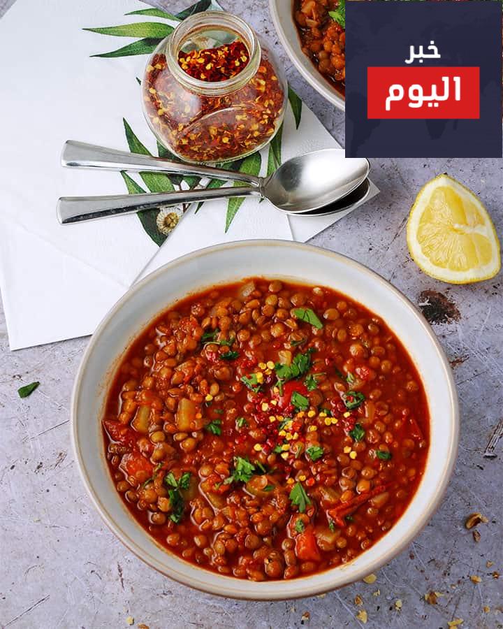 طريقة عمل شوربة العدس والطماطم