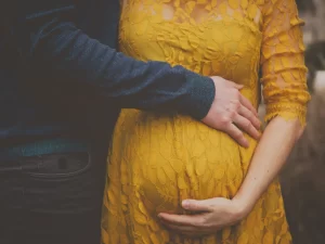 كل ما عليك معرفته عن العلاقة الحميمية أثناء الحمل