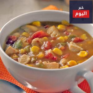 شوربة الذرة بالدجاج والطماطم