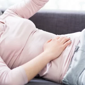 اعراض الحمل في الاسبوع الاول نمو الطفل والمزيد