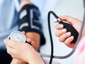 ارتفاع ضغط الدم: ستة من أهم خيارات نمط الحياة لخفض ضغط الدم المرتفع