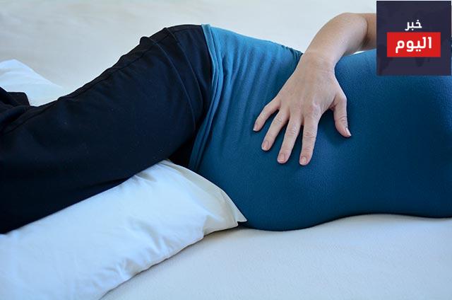 طريقة النوم الصحيحة للحامل فى الشهر الرابع
